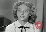 Standbild Amerikanische Familie feiert Thanksgiving Day United States USA, 1954, aus Sekunde 24 historischem Filmmaterial Videoclip 65675032791