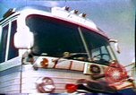 Standbild Dialyse auf Rädern United States USA, 1972, aus Sekunde 32 historischem Filmmaterial Videoclip 65675032793