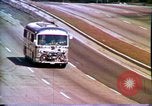 Standbild Dialyse auf Rädern United States USA, 1972, aus Sekunde 44 historischem Filmmaterial Videoclip 65675032793
