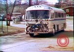 Standbild Dialyse auf Rädern United States USA, 1972, aus Sekunde 55 historischem Filmmaterial Videoclip 65675032793