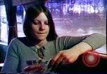 Standbild Dialyse auf Rädern United States USA, 1972, aus Sekunde 61 historischem Filmmaterial Videoclip 65675032793