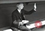 Immagine di Connie Mack con figli e nipote Philadelphia Pennsylvania USA, 1946, secondo 5 filmato di repertorio 65675032811