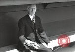 Immagine di Connie Mack con figli e nipote Philadelphia Pennsylvania USA, 1946, secondo 17 filmato di repertorio 65675032811