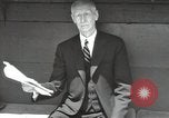 Immagine di Connie Mack con figli e nipote Philadelphia Pennsylvania USA, 1946, secondo 33 filmato di repertorio 65675032811