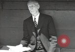 Immagine di Connie Mack con figli e nipote Philadelphia Pennsylvania USA, 1946, secondo 35 filmato di repertorio 65675032811