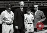 Immagine di Connie Mack con figli e nipote Philadelphia Pennsylvania USA, 1946, secondo 53 filmato di repertorio 65675032811