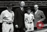 Immagine di Connie Mack con figli e nipote Philadelphia Pennsylvania USA, 1946, secondo 54 filmato di repertorio 65675032811