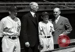 Immagine di Connie Mack con figli e nipote Philadelphia Pennsylvania USA, 1946, secondo 56 filmato di repertorio 65675032811