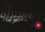 Standbild Christian Pentacostal Service beim Angelus Tempel Foursquare Kirche Los Angeles California USA, 1936, aus Sekunde 4 historischem Filmmaterial Videoclip 65675032818