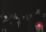 Standbild Christian Pentacostal Service beim Angelus Tempel Foursquare Kirche Los Angeles California USA, 1936, aus Sekunde 31 historischem Filmmaterial Videoclip 65675032818