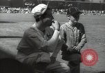 Standbild Robert Taylor in St Louis Cardinals baseball uniform California United States USA, 1932, aus Sekunde 5 historischem Filmmaterial Videoclip 65675032822