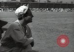 Standbild Robert Taylor in St Louis Cardinals baseball uniform California United States USA, 1932, aus Sekunde 14 historischem Filmmaterial Videoclip 65675032822