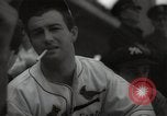 Standbild Robert Taylor in St Louis Cardinals baseball uniform California United States USA, 1932, aus Sekunde 21 historischem Filmmaterial Videoclip 65675032822