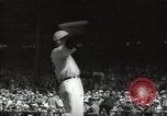 Standbild Robert Taylor in St Louis Cardinals baseball uniform California United States USA, 1932, aus Sekunde 30 historischem Filmmaterial Videoclip 65675032822
