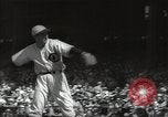 Standbild Robert Taylor in St Louis Cardinals baseball uniform California United States USA, 1932, aus Sekunde 34 historischem Filmmaterial Videoclip 65675032822