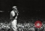 Standbild Robert Taylor in St Louis Cardinals baseball uniform California United States USA, 1932, aus Sekunde 37 historischem Filmmaterial Videoclip 65675032822