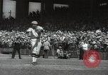 Standbild Robert Taylor in St Louis Cardinals baseball uniform California United States USA, 1932, aus Sekunde 41 historischem Filmmaterial Videoclip 65675032822