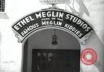 Standbild Zeichen Hollywood Los Angeles California USA, 1932, aus Sekunde 40 historischem Filmmaterial Videoclip 65675032826