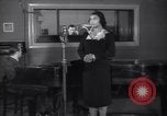 Image Marian Anderson New York City USA, 1943, de la seconde 8 séquences d'archives historiques vidéo 65675032828