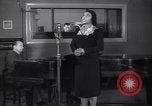 Image Marian Anderson New York City USA, 1943, de la seconde 18 séquences d'archives historiques vidéo 65675032828