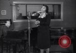 Image Marian Anderson New York City USA, 1943, de la seconde 55 séquences d'archives historiques vidéo 65675032828