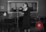 Image Marian Anderson New York City USA, 1943, de la seconde 56 séquences d'archives historiques vidéo 65675032828