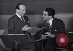 Image Perry Como avec Murray Wisell California United States USA, 1943, de la seconde 55 séquences d'archives historiques vidéo 65675032829