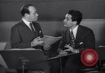Image Perry Como avec Murray Wisell California United States USA, 1943, de la seconde 61 séquences d'archives historiques vidéo 65675032829