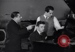 Standbild Perry Como California United States USA, 1943, aus Sekunde 9 historischem Filmmaterial Videoclip 65675032830