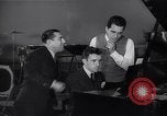 Standbild Perry Como California United States USA, 1943, aus Sekunde 16 historischem Filmmaterial Videoclip 65675032830