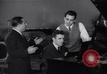 Standbild Perry Como California United States USA, 1943, aus Sekunde 24 historischem Filmmaterial Videoclip 65675032830