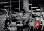 Standbild Krieg Anleihen United States USA, 1943, aus Sekunde 31 historischem Filmmaterial Videoclip 65675032831