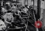 Standbild Krieg Anleihen United States USA, 1943, aus Sekunde 35 historischem Filmmaterial Videoclip 65675032831