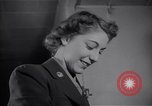 Immagine di Obbligazioni di guerra United States USA, 1943, secondo 30 filmato di repertorio 65675032833