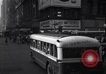 Standbild Midtown Manhattan belebten Straße Szenen New York City USA, 1948, aus Sekunde 31 historischem Filmmaterial Videoclip 65675032835