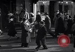 Standbild Midtown Manhattan belebten Straße Szenen New York City USA, 1948, aus Sekunde 52 historischem Filmmaterial Videoclip 65675032835