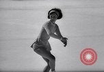 Standbild Peggy Fleming Sieg 1966 Schweiz, 1966, aus Sekunde 17 historischem Filmmaterial Videoclip 65675032845