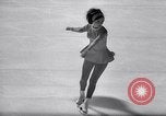 Standbild Peggy Fleming Sieg 1966 Schweiz, 1966, aus Sekunde 21 historischem Filmmaterial Videoclip 65675032845