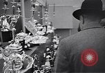 Immagine di Enamelware Scotland Regno Unito, 1950, secondo 46 filmato di repertorio 65675032851