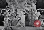 Standbild Ausstellung London England Vereinigtes Königreich, 1950, aus Sekunde 41 historischem Filmmaterial Videoclip 65675032855