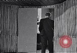 Standbild Ausstellung London England Vereinigtes Königreich, 1950, aus Sekunde 30 historischem Filmmaterial Videoclip 65675032856