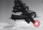 Standbild P-26 Peashooter New York City USA, 1938, aus Sekunde 13 historischem Filmmaterial Videoclip 65675032870