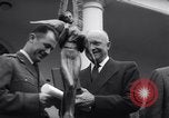 Immagine di Harmon Trophy Washington DC White House USA, 1954, secondo 59 filmato di repertorio 65675032887