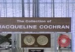 Standbild Miss Jacqueline Cochran United States USA, 1975, aus Sekunde 27 historischem Filmmaterial Videoclip 65675032902