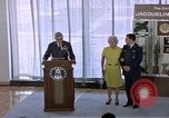 Standbild Miss Jacqueline Cochran United States USA, 1975, aus Sekunde 50 historischem Filmmaterial Videoclip 65675032902