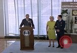 Standbild Miss Jacqueline Cochran United States USA, 1975, aus Sekunde 53 historischem Filmmaterial Videoclip 65675032902
