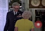Standbild Memorabilia United States USA, 1975, aus Sekunde 6 historischem Filmmaterial Videoclip 65675032906