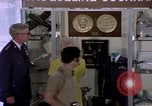 Standbild Memorabilia United States USA, 1975, aus Sekunde 19 historischem Filmmaterial Videoclip 65675032906