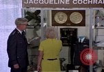 Standbild Memorabilia United States USA, 1975, aus Sekunde 20 historischem Filmmaterial Videoclip 65675032906