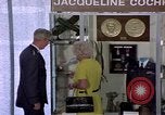 Standbild Memorabilia United States USA, 1975, aus Sekunde 25 historischem Filmmaterial Videoclip 65675032906